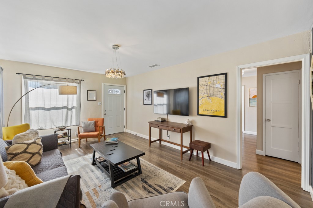 213 East 45th Street
