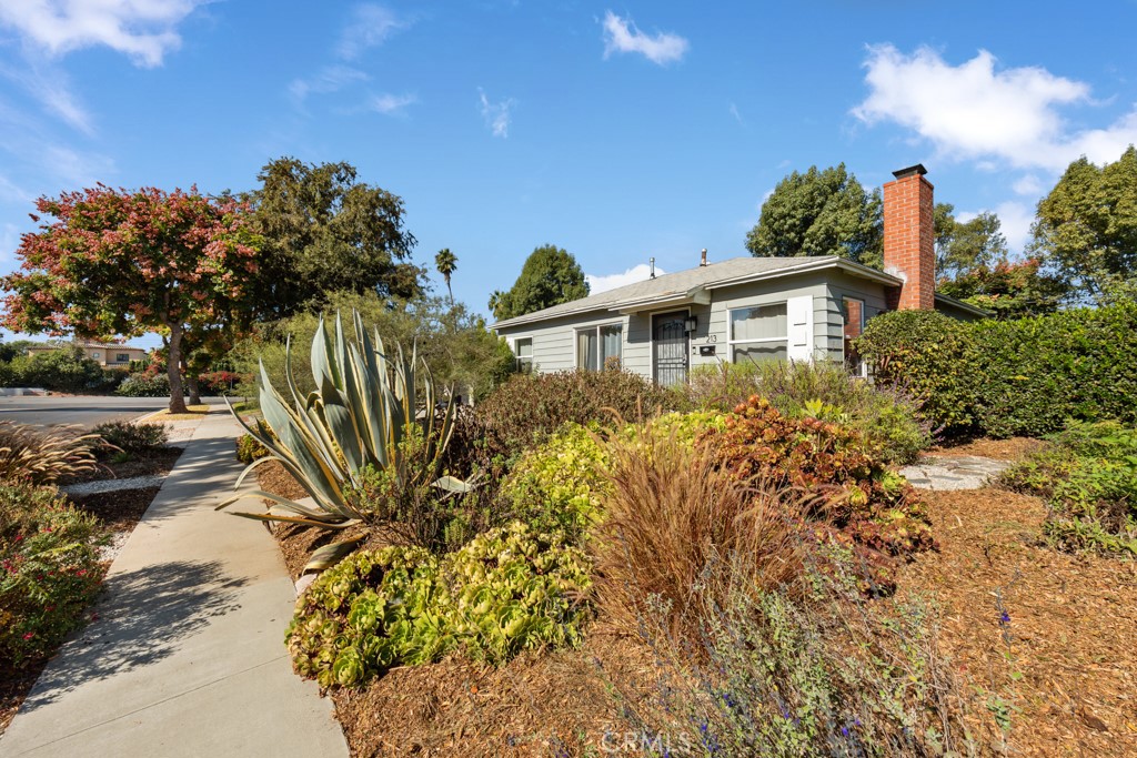 213 East 45th Street