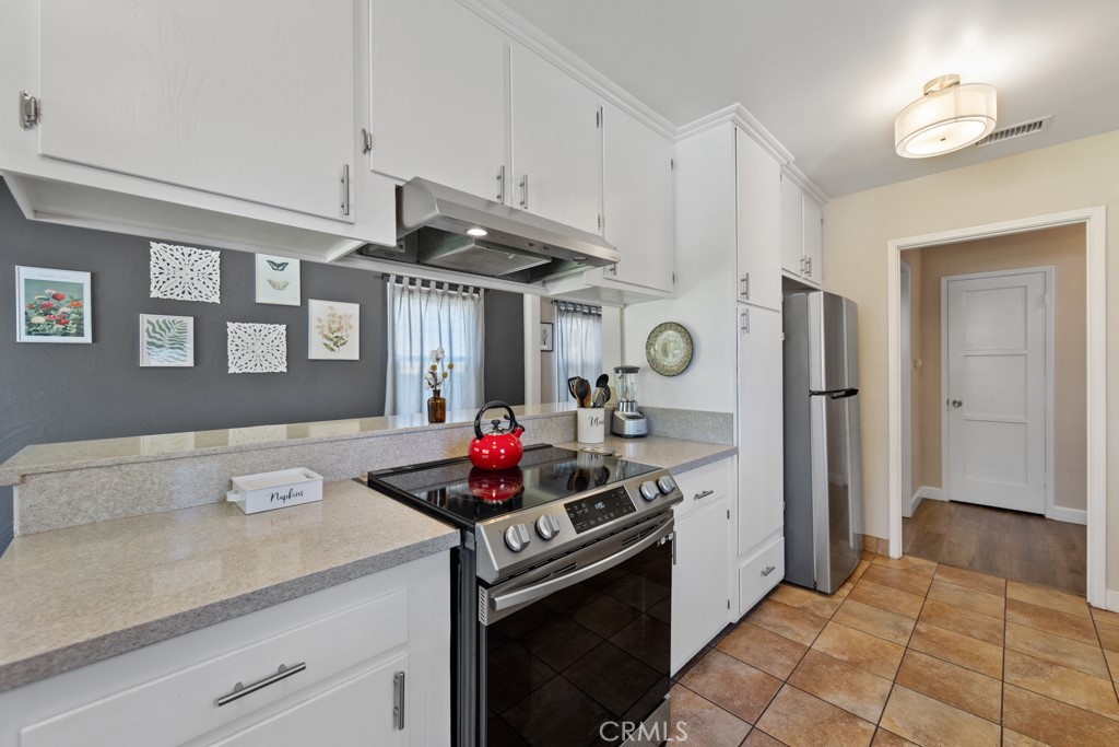 213 East 45th Street