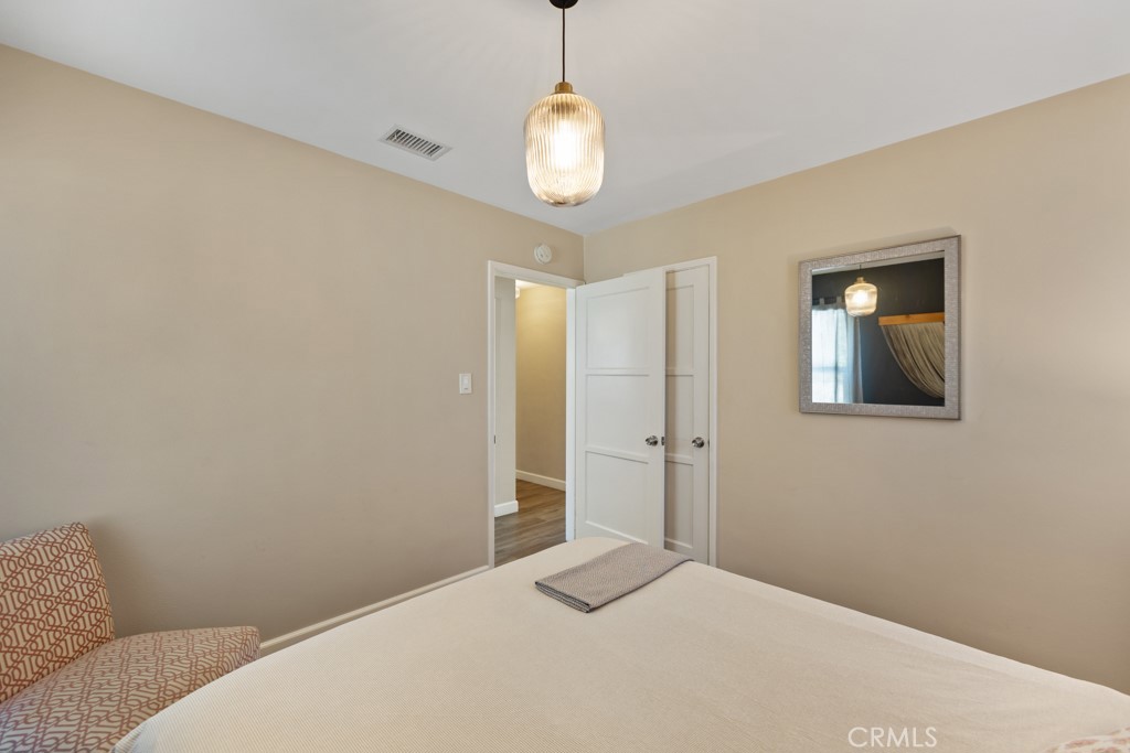 213 East 45th Street