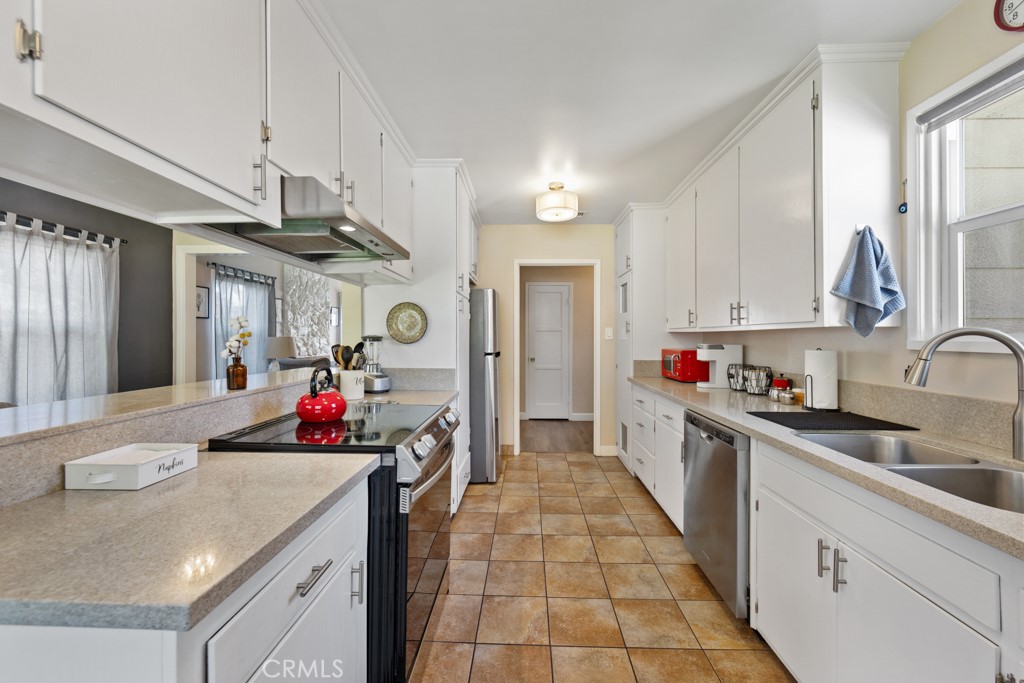 213 East 45th Street