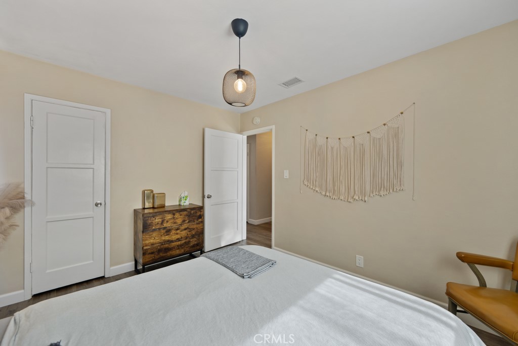 213 East 45th Street