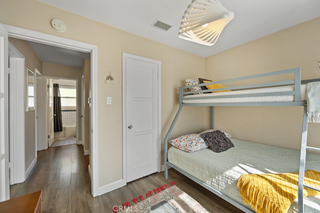 213 East 45th Street