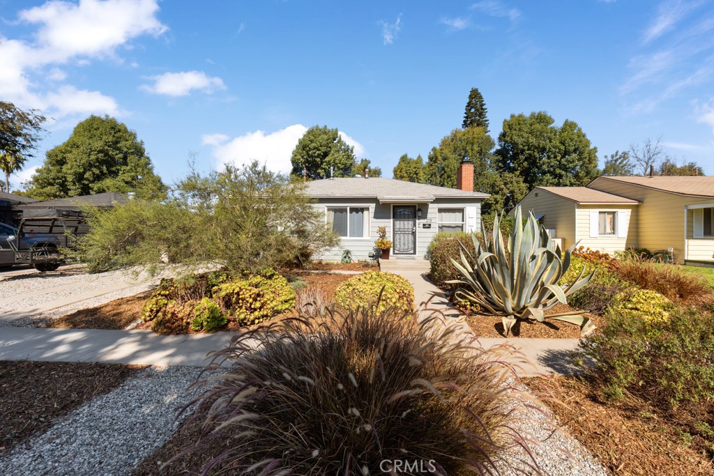 213 East 45th Street