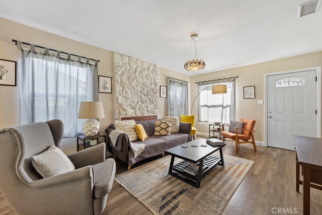 213 East 45th Street