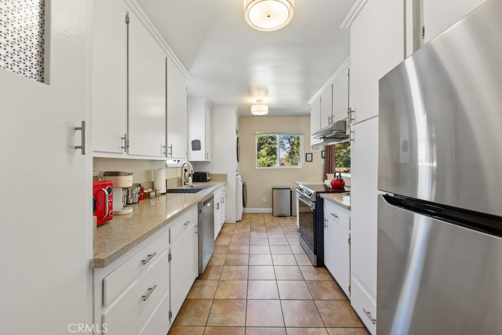 213 East 45th Street