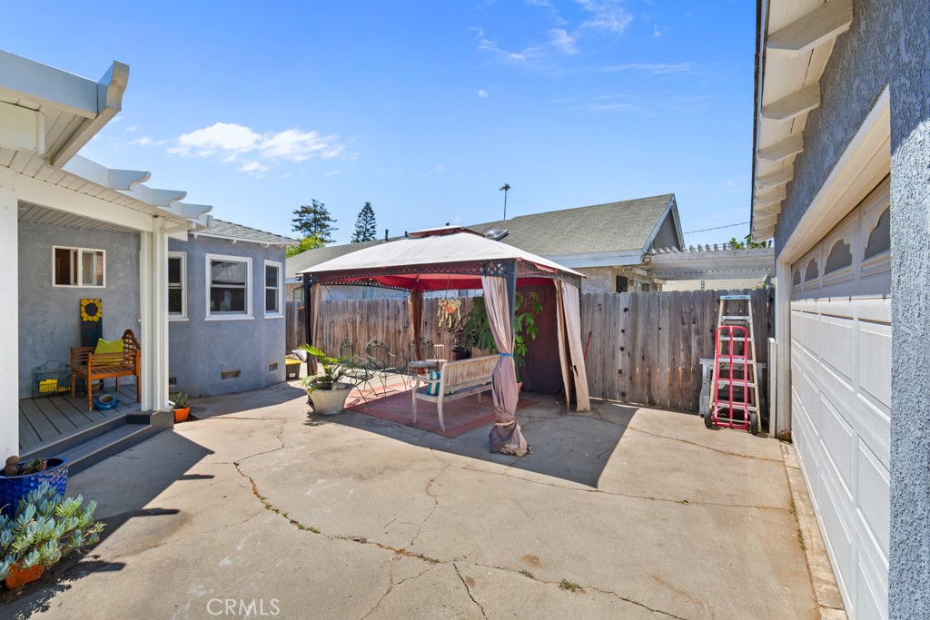 3711 Falcon Avenue