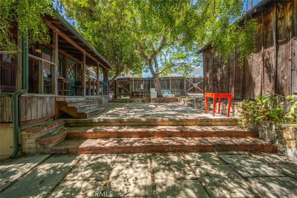 348 S Hamilton Avenue