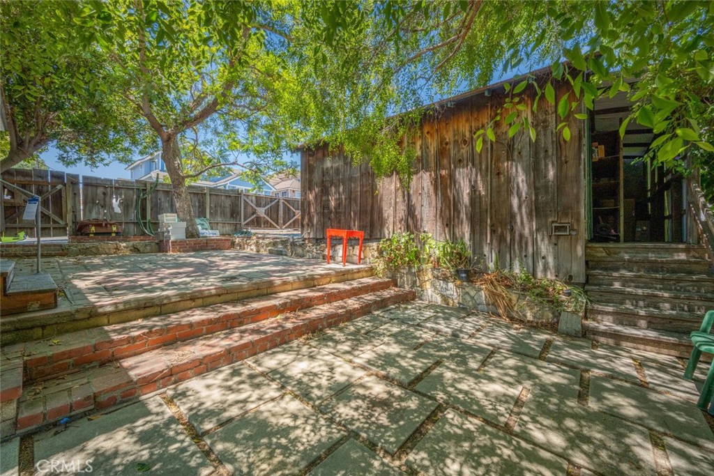 348 S Hamilton Avenue