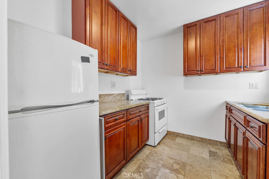 234 Lime Avenue 5