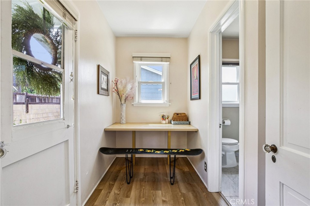 256 E Claiborne Place