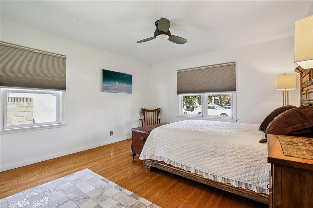 256 E Claiborne Place