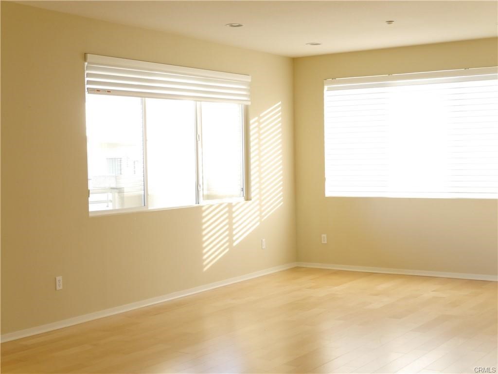 13024 Union Avenue 402