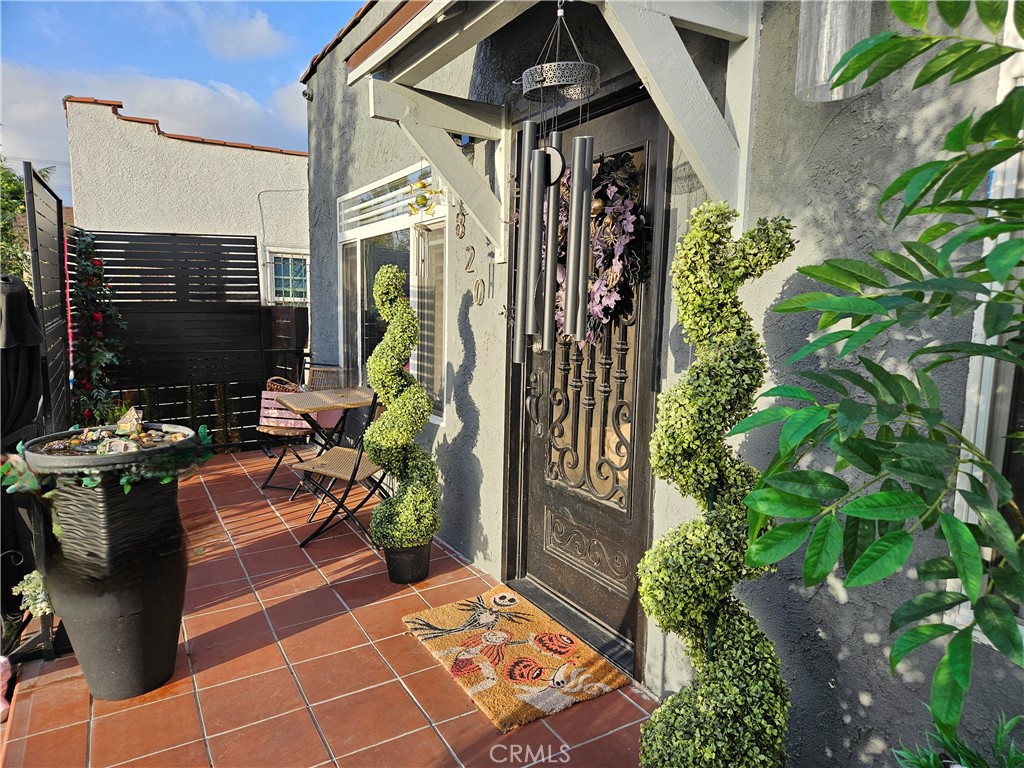 5820 Cimarron Street