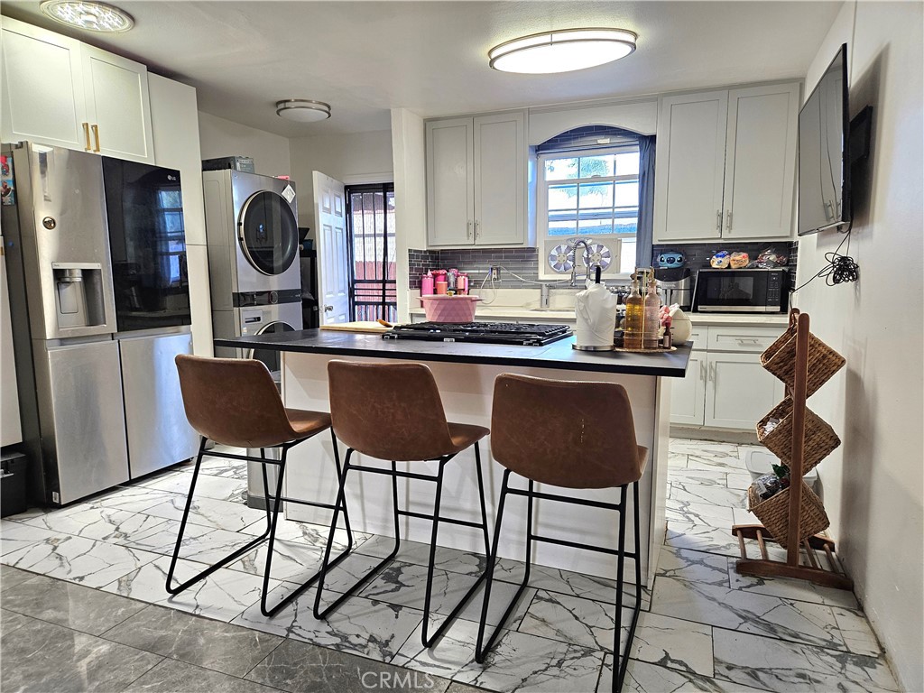 5820 Cimarron Street