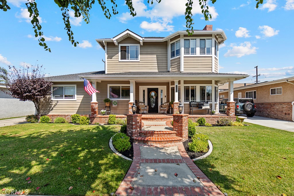 6241 E Vernon