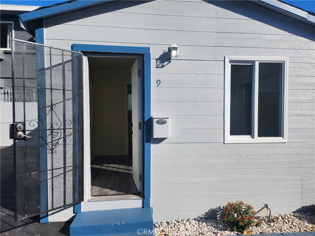 3717 W Imperial 9