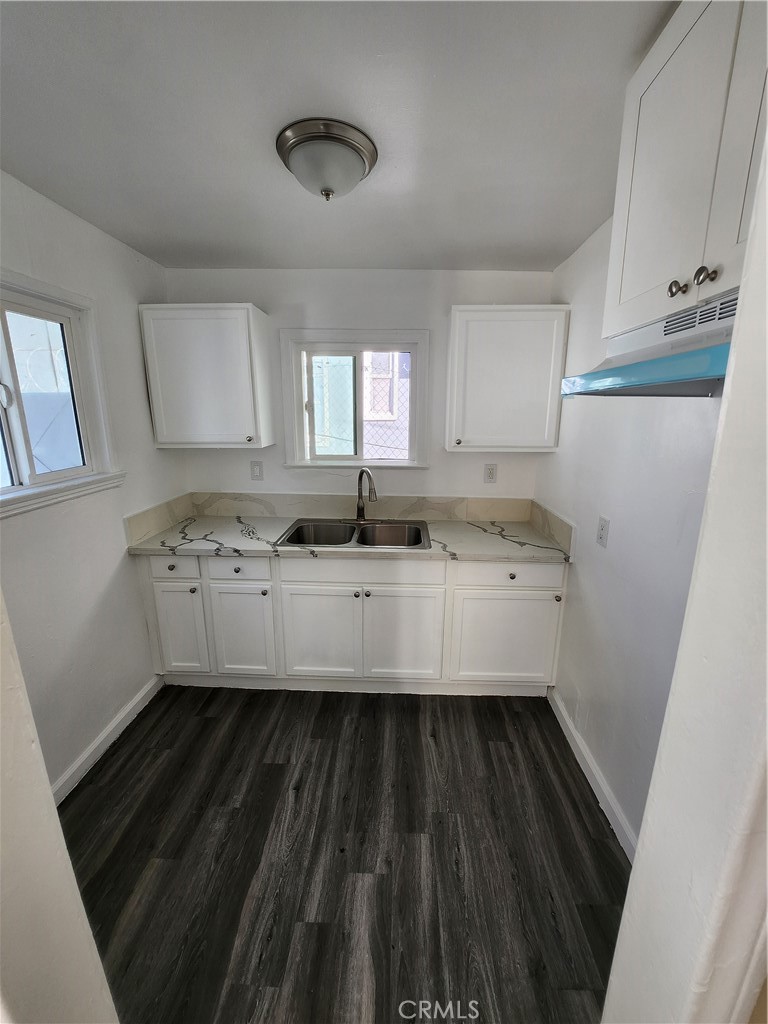 3717 W Imperial 9