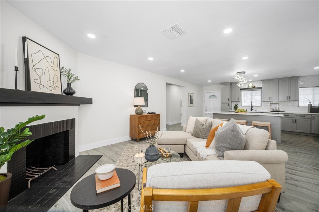 2612 Manhattan Beach