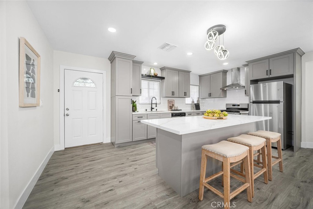 2612 Manhattan Beach