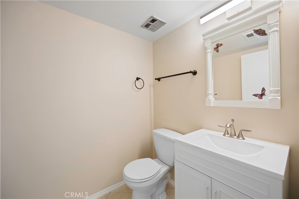 1381 S Walnut Street 2008