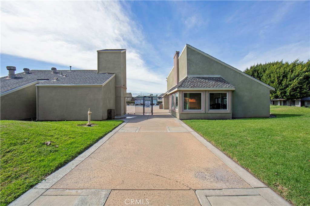 1381 S Walnut Street 2008