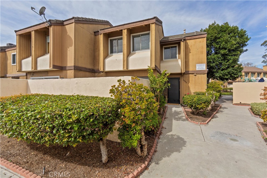 1381 S Walnut Street 2008