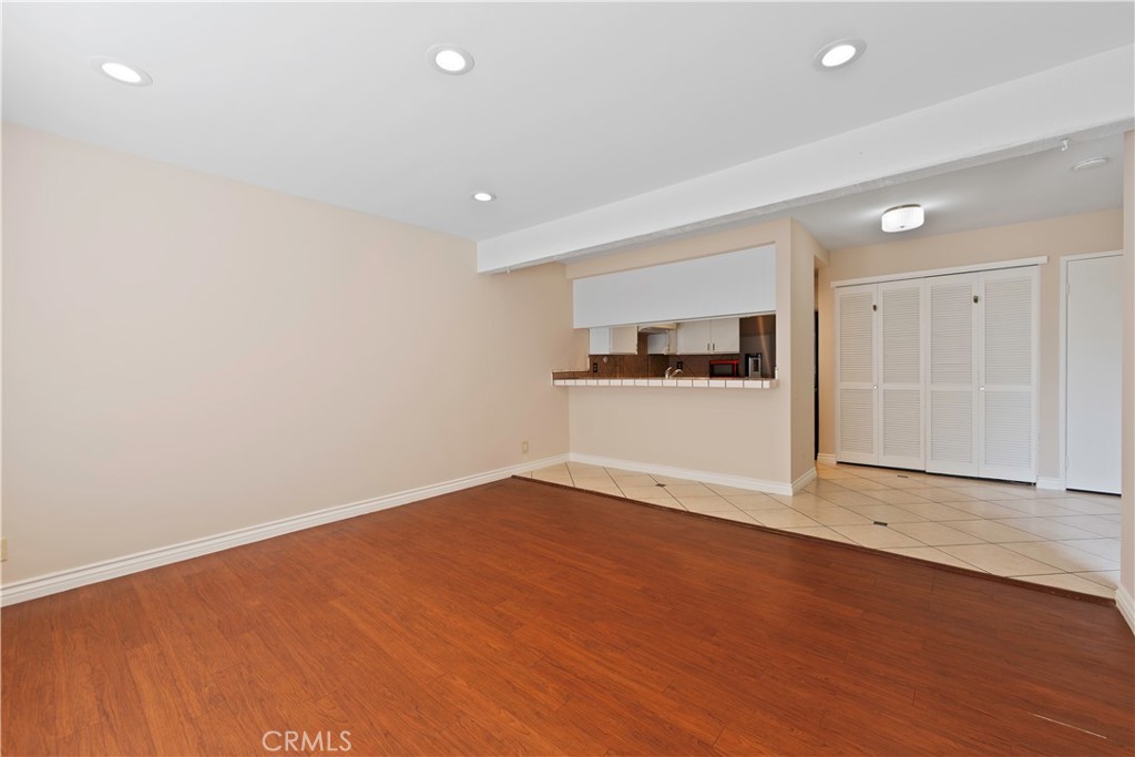 1381 S Walnut Street 2008