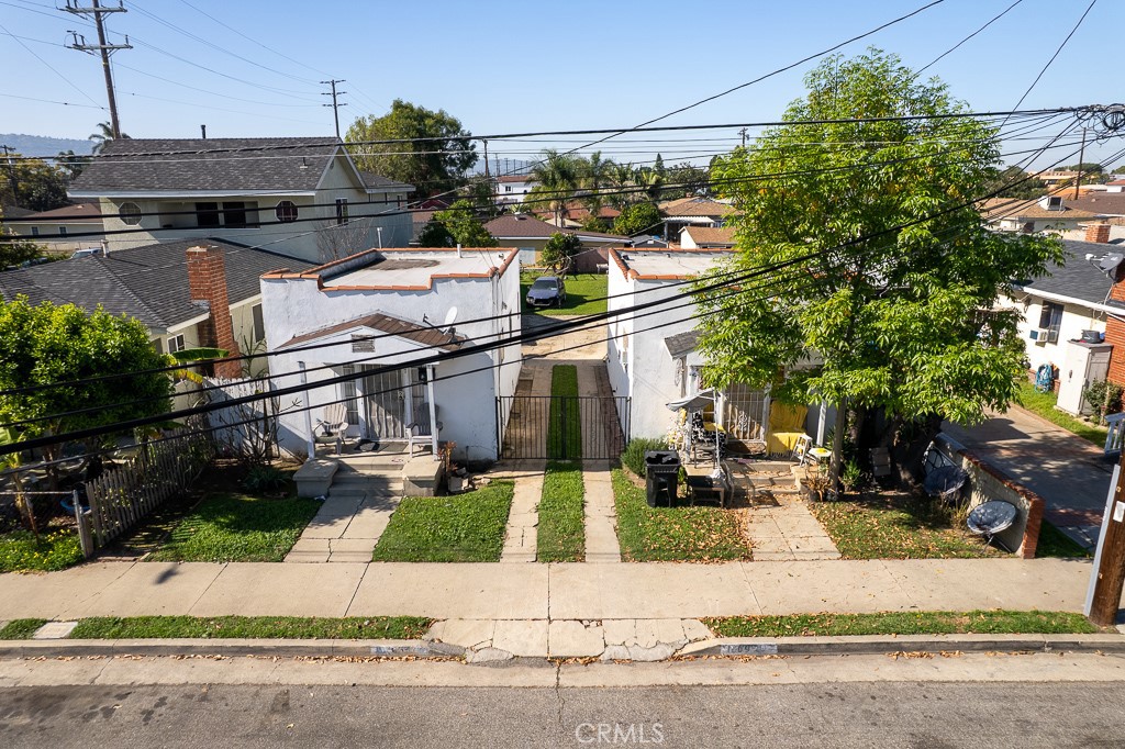 1607 N Neptune