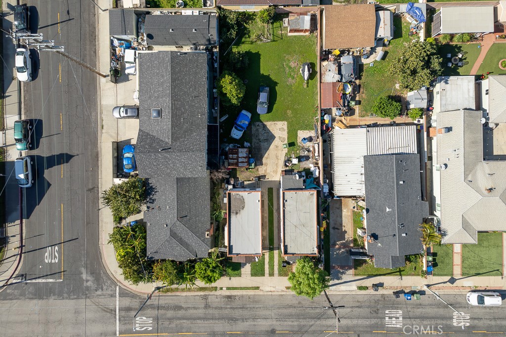 1607 N Neptune