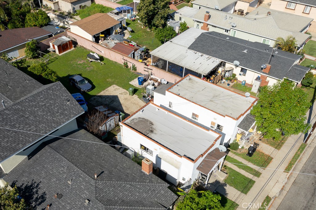 1607 N Neptune