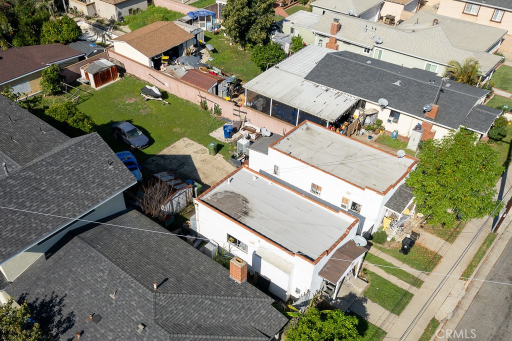 1607 N Neptune