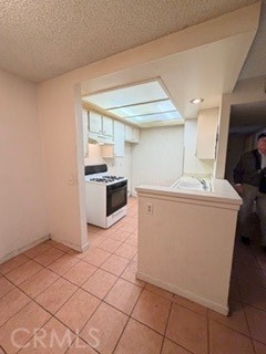 149 W 6th Street, 57