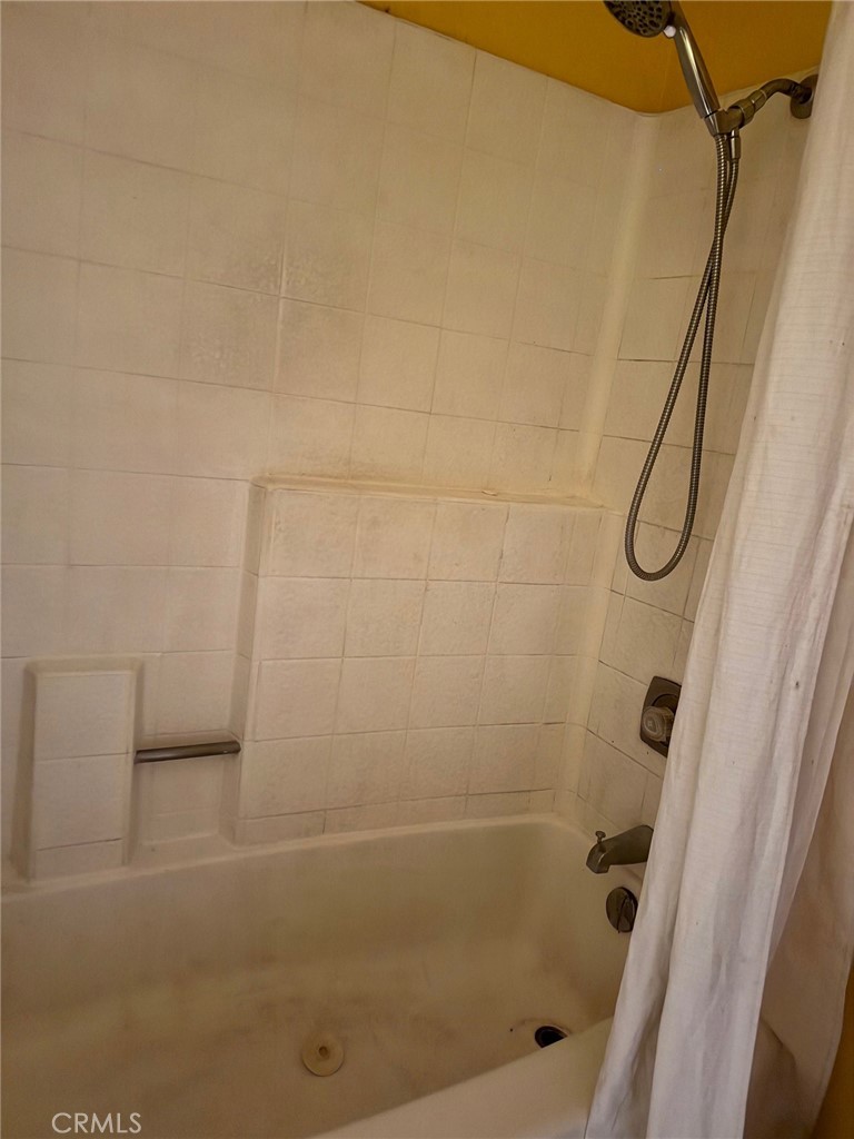 149 W 6th Street, 57