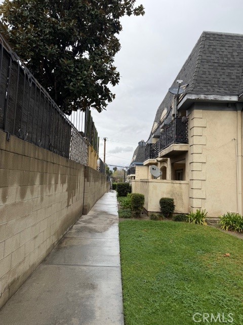 149 W 6th Street, 57