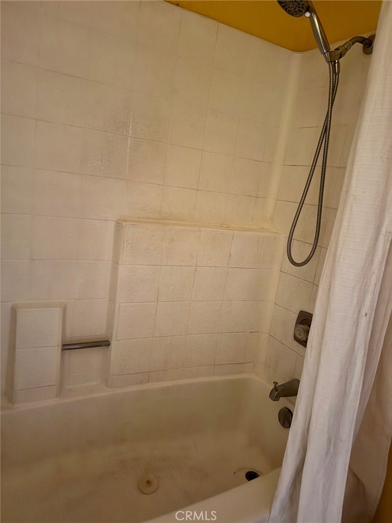 149 W 6th Street, 57