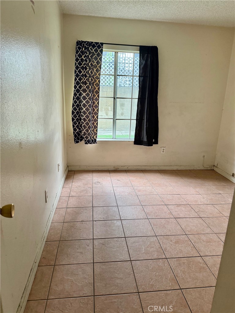 149 W 6th Street, 57