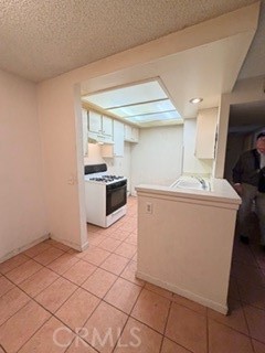 149 W 6th Street, 57