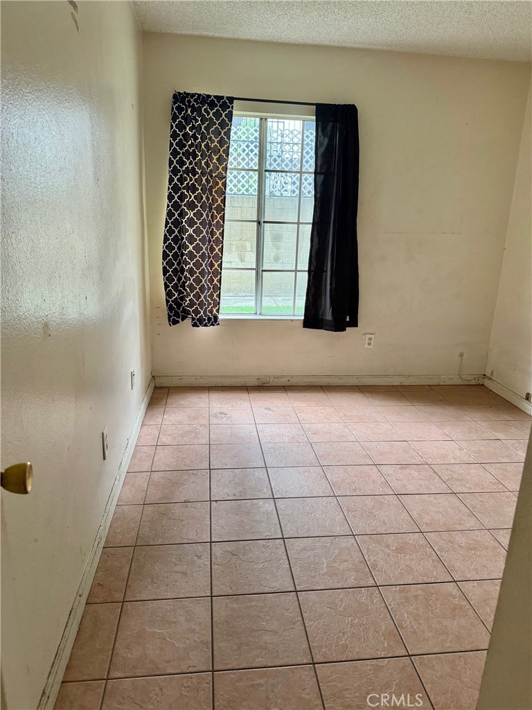 149 W 6th Street, 57