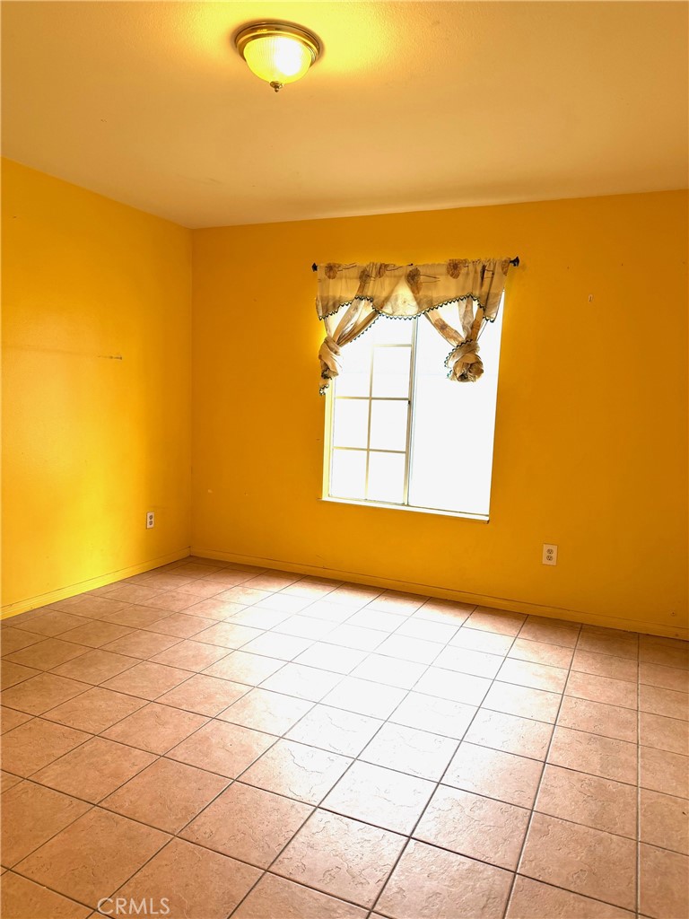 149 W 6th Street, 57