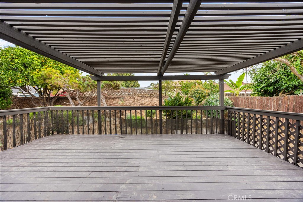 3102 Warren Lane