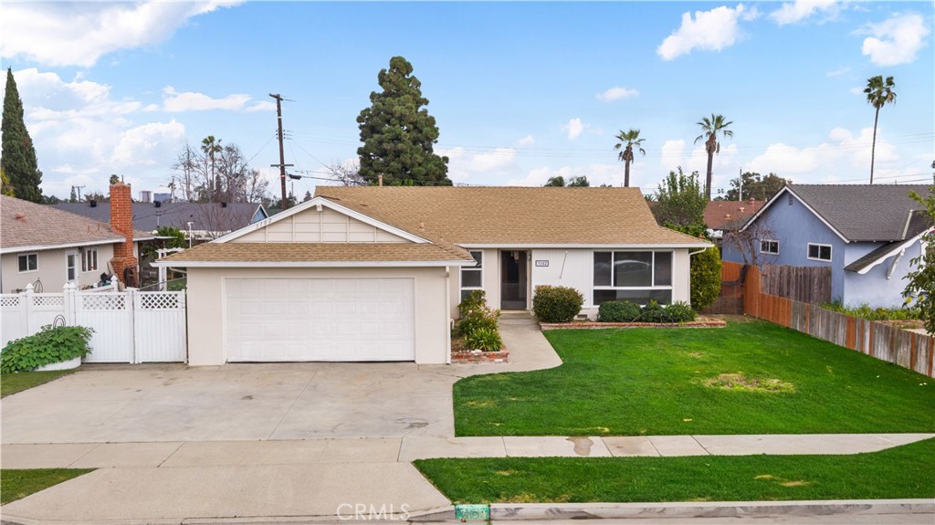 3102 Warren Lane