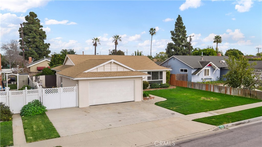 3102 Warren Lane