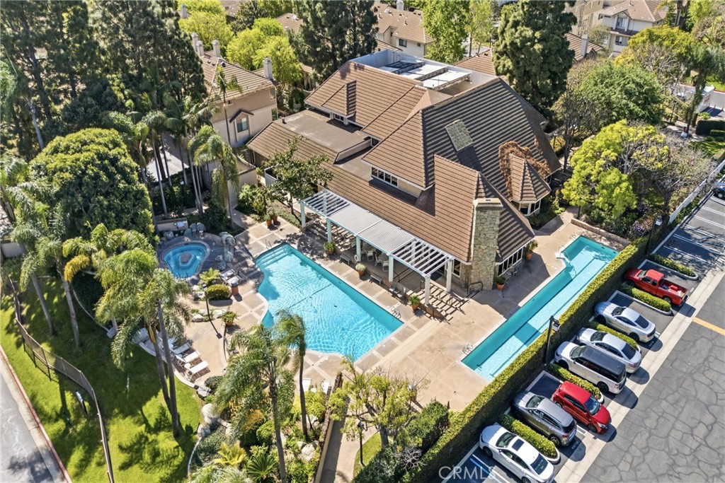 2571 Plaza Del Amo