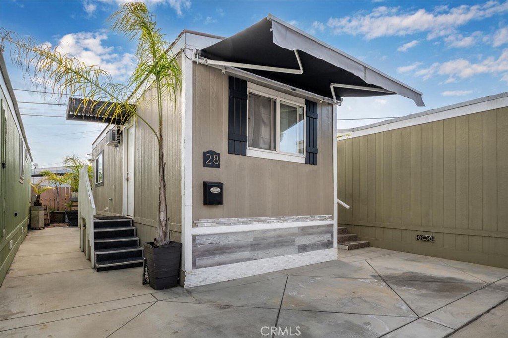 17024 S Western Avenue 28