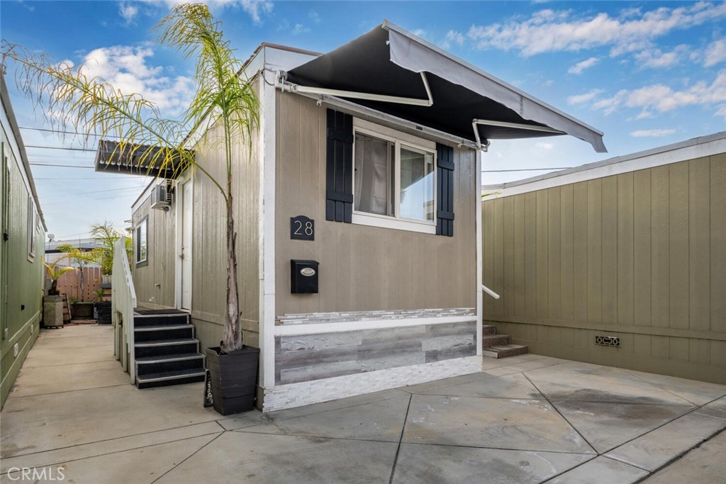17024 S Western Avenue 28