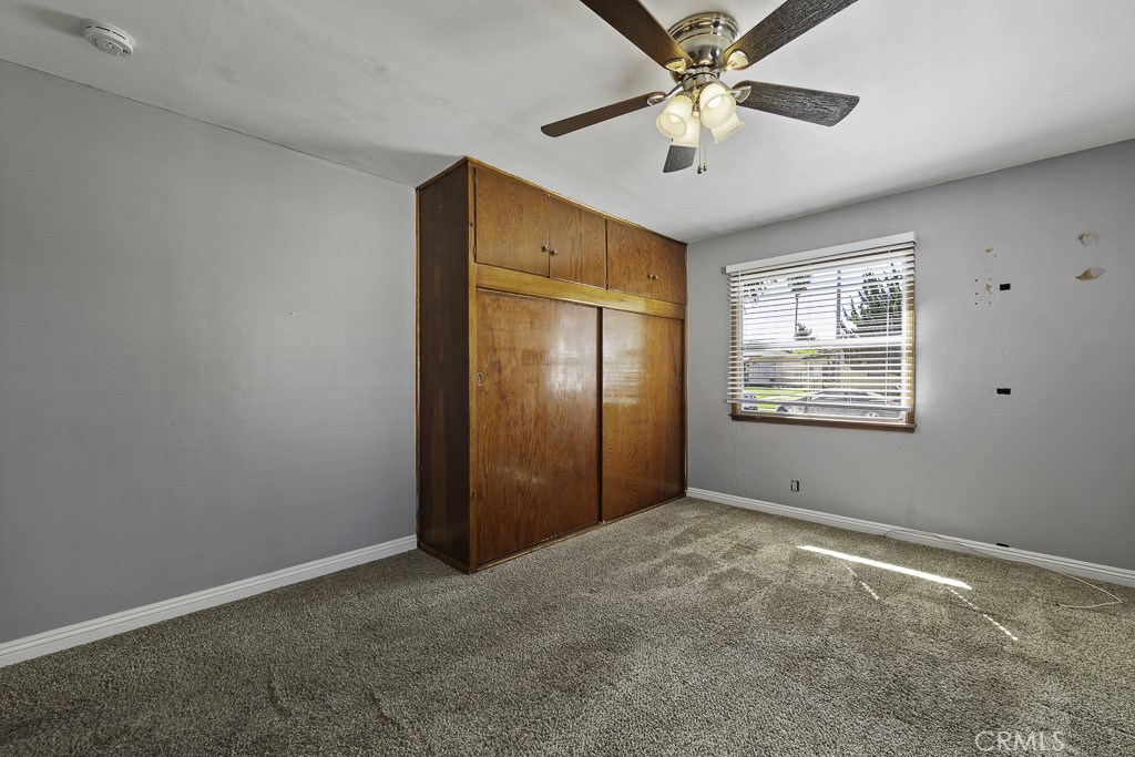 1659 E Plymouth