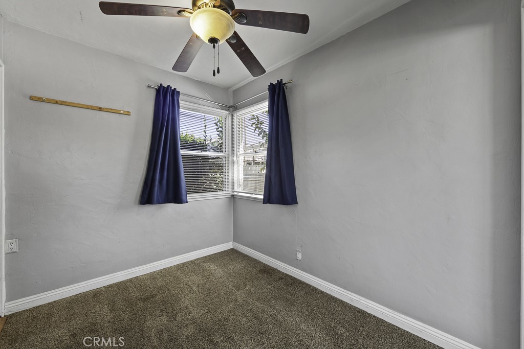 1659 E Plymouth