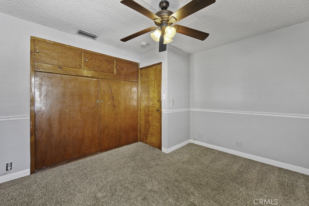 1659 E Plymouth