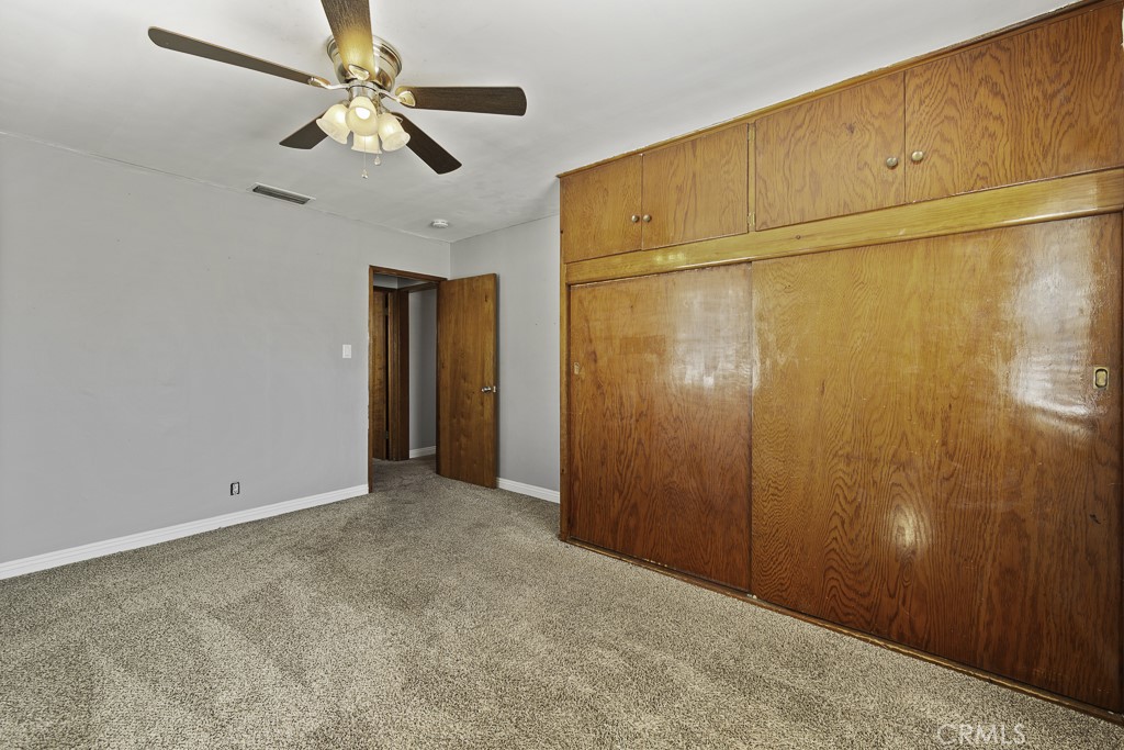 1659 E Plymouth